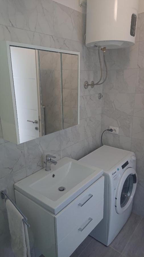 Amama Apartman Brodarica  Kültér fotó