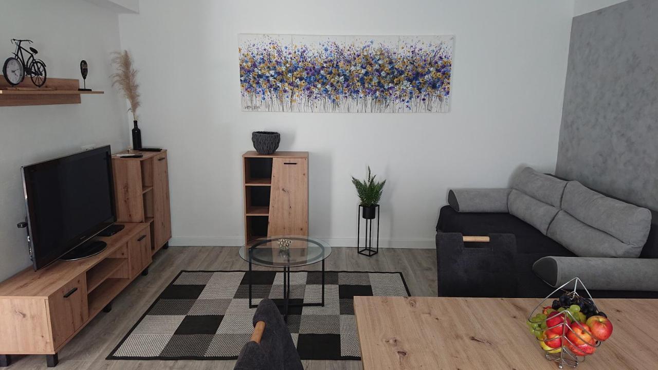Amama Apartman Brodarica  Kültér fotó